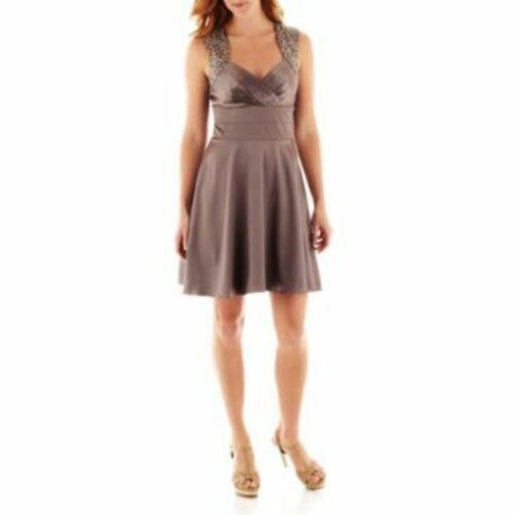 Robbie Bee Embellished Taupe Satin Dress New - Picture 2 of 3